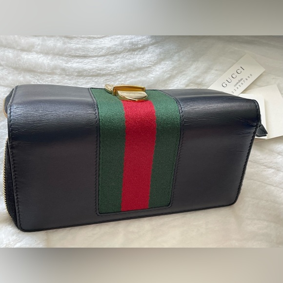 Gucci Sylvie black zippy aroun wallet - Picture 13 of 16